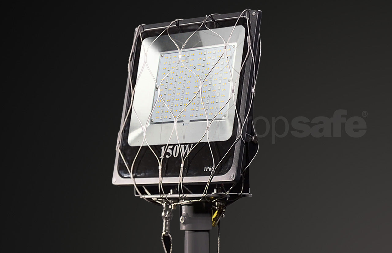 150W LED floodlight with IP66 rating, Trisafe carabiner net, SWL 20kg